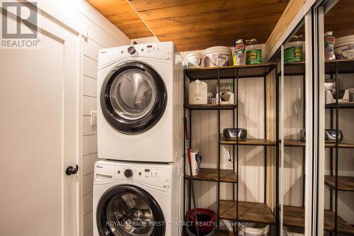 8098 Laidlaw Avenue, Ramara, ON - Indoor Photo Showing Laundry Room
