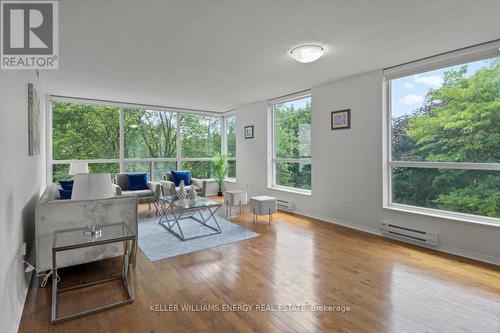 312 - 4727 Sheppard Avenue E, Toronto, ON - Indoor Photo Showing Living Room