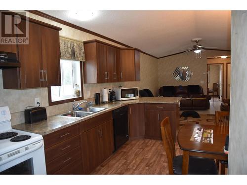 2305 Murray Road, Quesnel, BC - Indoor Photo Showing Kitchen With Double Sink