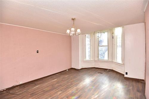 74 Erie Avenue, Hamilton, ON - Indoor Photo Showing Other Room