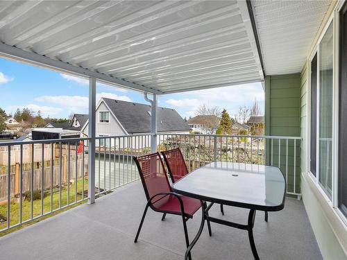 692 Abernathy Pl, Parksville, BC - Outdoor With Deck Patio Veranda With Exterior