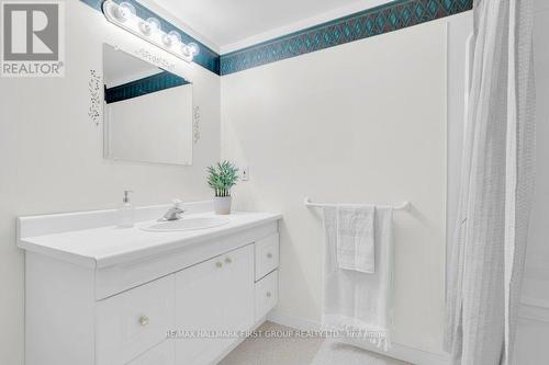 343 Park Ave, Tweed, ON - Indoor Photo Showing Bathroom