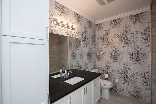 101 Shoreview Place|Unit #608, Stoney Creek, ON - Indoor Photo Showing Bathroom