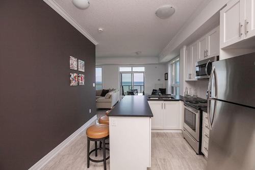 101 Shoreview Place|Unit #608, Stoney Creek, ON - Indoor Photo Showing Kitchen With Double Sink