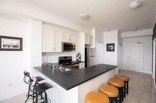 101 Shoreview Place|Unit #608, Stoney Creek, ON - Indoor Photo Showing Kitchen With Double Sink