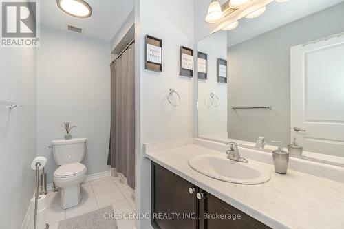 104 Borers Creek Circ, Hamilton, ON - Indoor Photo Showing Bathroom