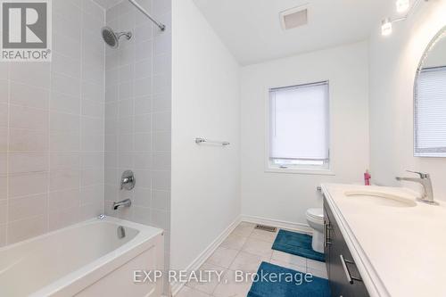 66 Shoreacres Drive, Kitchener, ON - Indoor Photo Showing Bathroom