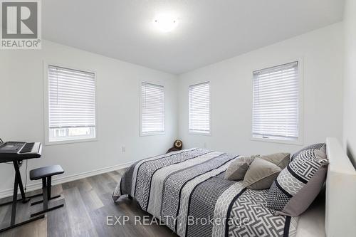 66 Shoreacres Drive, Kitchener, ON - Indoor Photo Showing Bedroom
