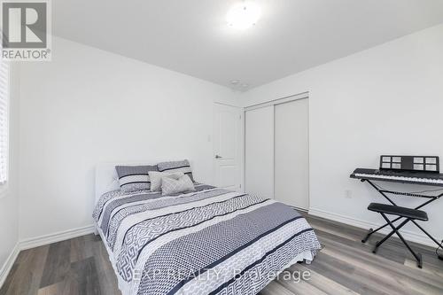 66 Shoreacres Dr, Kitchener, ON - Indoor Photo Showing Bedroom