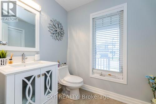 66 Shoreacres Drive, Kitchener, ON - Indoor Photo Showing Bathroom