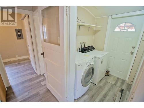 274 Angela Avenue, Princeton, BC - Indoor Photo Showing Laundry Room