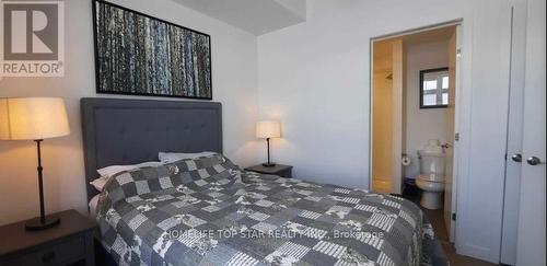 309 - 40 Horseshoe Boulevard, Oro-Medonte, ON - Indoor Photo Showing Bedroom