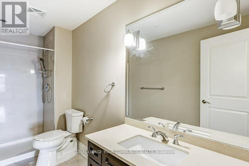 #221 -80 Burns Blvd, King, ON - Indoor Photo Showing Bathroom