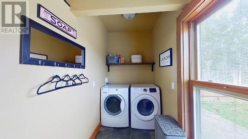 14154 Smith Road, Fort St. John, BC - Indoor Photo Showing Laundry Room
