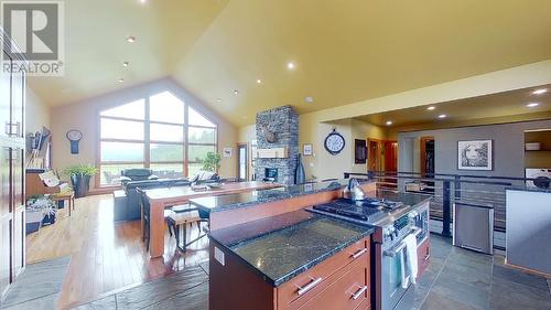 14154 Smith Road, Fort St. John, BC - Indoor Photo Showing Kitchen