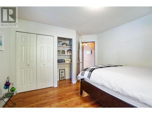 627 Grandview Bench Road Se, Salmon Arm, BC - Indoor Photo Showing Bedroom