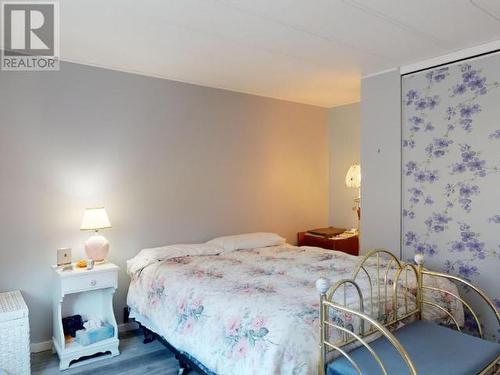 3-4500 Claridge Road, Powell River, BC - Indoor Photo Showing Bedroom