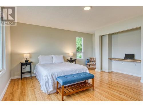 1681 28Th Avenue Ne, Salmon Arm, BC - Indoor Photo Showing Bedroom