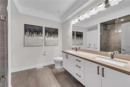 509 Elizabeth Street|Unit #4, Burlington, ON - Indoor Photo Showing Bathroom