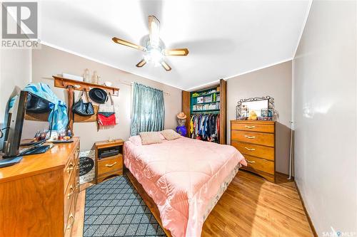 1525 Edward Avenue, Saskatoon, SK - Indoor Photo Showing Bedroom
