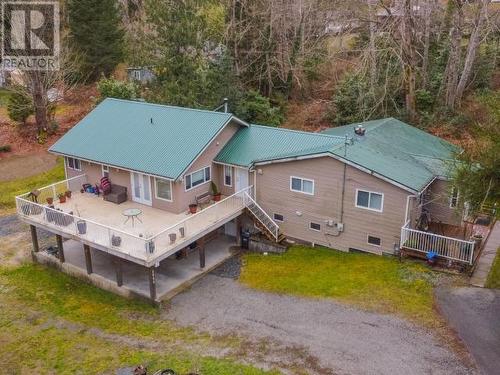 5930 Mowat Ave, Powell River, BC - Outdoor