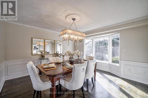 12 Bluebell Cres, Hamilton, ON - Indoor Photo Showing Dining Room