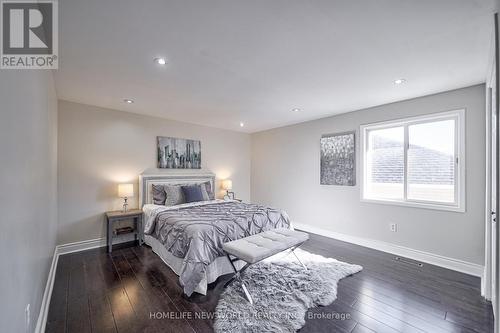 12 Bluebell Cres, Hamilton, ON - Indoor Photo Showing Bedroom
