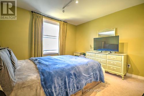 673 Woodcrest Blvd, London, ON - Indoor Photo Showing Bedroom