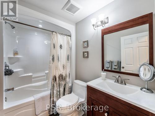 31 Stoneridge Crescent, Niagara-On-The-Lake, ON - Indoor Photo Showing Bathroom