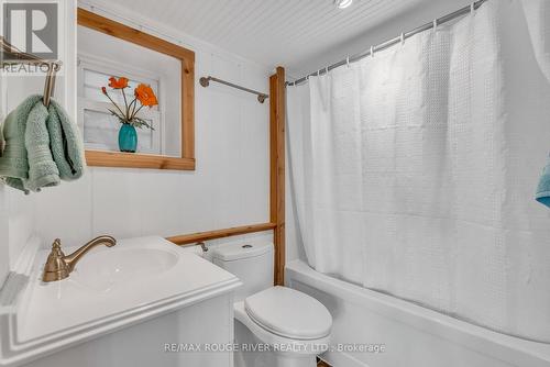 6812 Shearer Pt Rd, Alnwick/Haldimand, ON - Indoor Photo Showing Bathroom