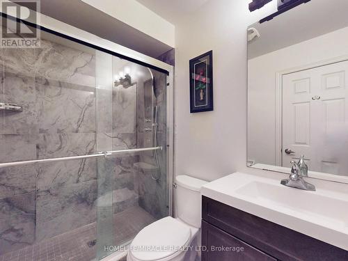 126 Mowat Cres, Halton Hills, ON - Indoor Photo Showing Bathroom