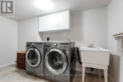 183 Yellow Birch Dr, Kitchener, ON - Indoor Photo Showing Laundry Room