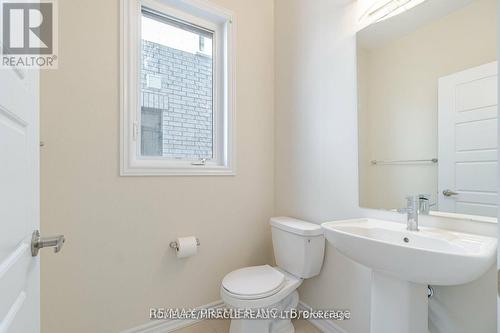 70 Ever Sweet Way, Thorold, ON - Indoor Photo Showing Bathroom