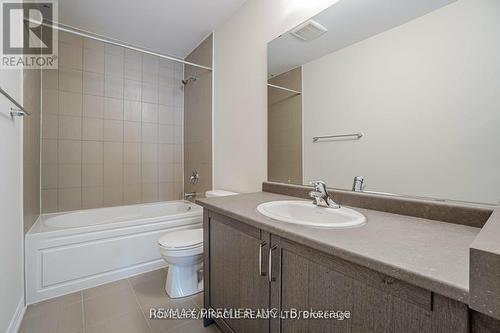 70 Ever Sweet Way, Thorold, ON - Indoor Photo Showing Bathroom