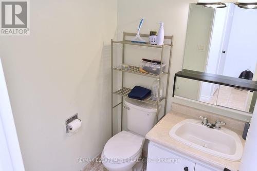 504 - 150 Charlton Avenue E, Hamilton, ON - Indoor Photo Showing Bathroom