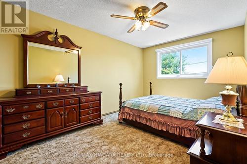 337 Barrick Rd, Port Colborne, ON - Indoor Photo Showing Bedroom