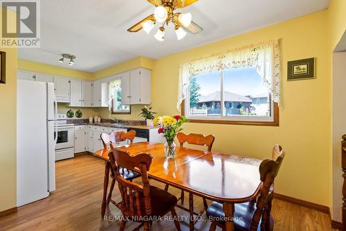 337 Barrick Rd, Port Colborne, ON - Indoor Photo Showing Dining Room
