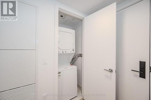 522 - 1 Jarvis Street, Hamilton, ON - Indoor Photo Showing Laundry Room