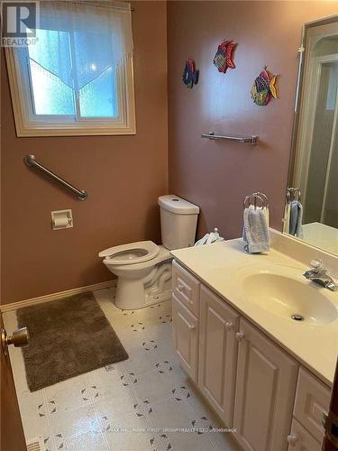232 Rainbow Ridge Road, Kawartha Lakes, ON - Indoor Photo Showing Bathroom