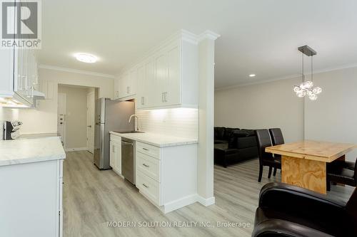 #211 -600 Grenfell Dr, London, ON - Indoor Photo Showing Kitchen