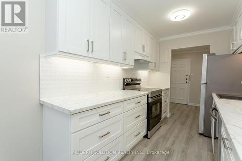 #211 -600 Grenfell Dr, London, ON - Indoor Photo Showing Kitchen With Upgraded Kitchen