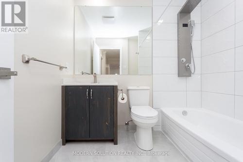 #211 -600 Grenfell Dr, London, ON - Indoor Photo Showing Bathroom