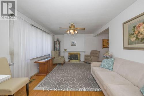 874 Oxford St W, London, ON - Indoor Photo Showing Other Room With Fireplace