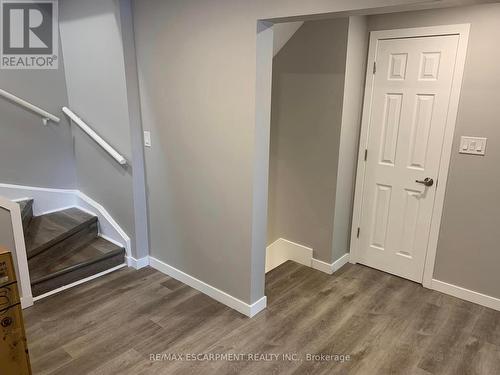 8077 Aintree Dr, Niagara Falls, ON - Indoor Photo Showing Other Room
