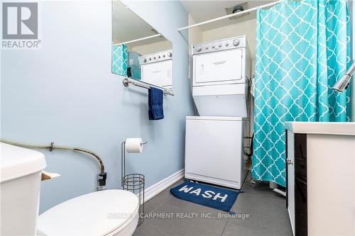 354 Lakewood Avenue, Fort Erie, ON - Indoor Photo Showing Laundry Room