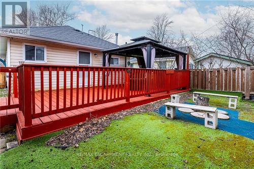 354 Lakewood Ave, Fort Erie, ON - Outdoor With Deck Patio Veranda
