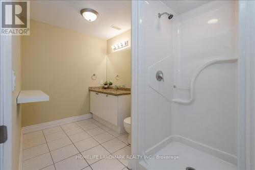 #33 -5 Invermara Crt, Orillia, ON - Indoor Photo Showing Bathroom