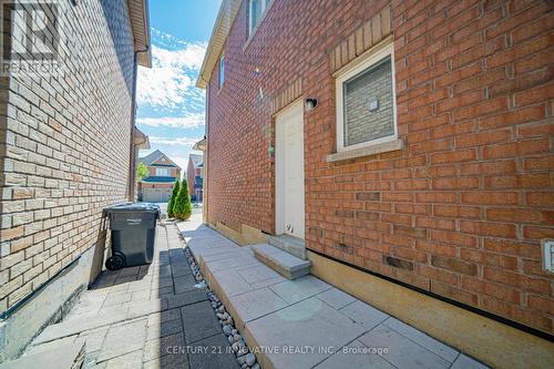 #Lower -3145 Countess Cres, Mississauga, ON - Outdoor With Exterior