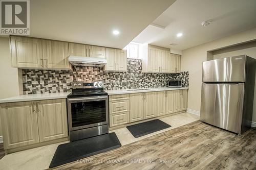 #Lower -3145 Countess Cres, Mississauga, ON - Indoor Photo Showing Kitchen With Stainless Steel Kitchen