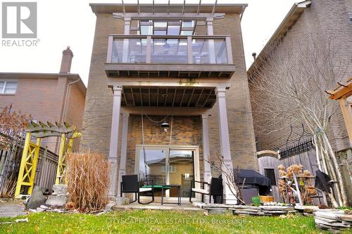 4084 Trapper Crescent, Mississauga, ON - Outdoor